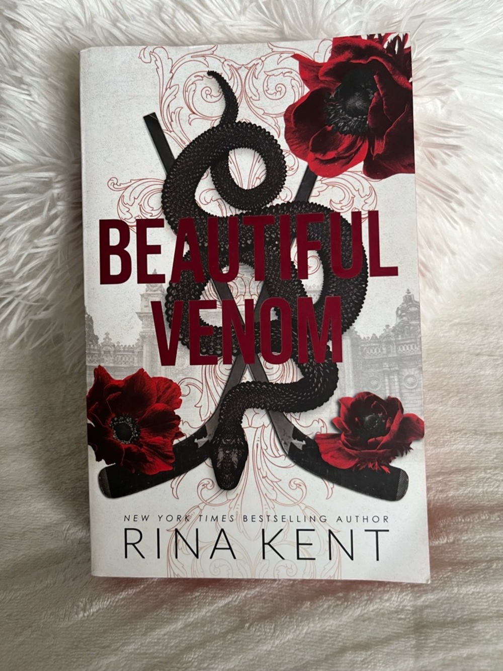 Beautiful Venom by Rina Kent - Paperback